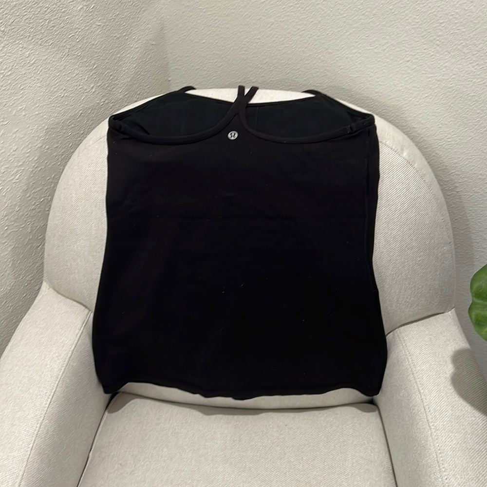 Lululemon built-in bra black tank